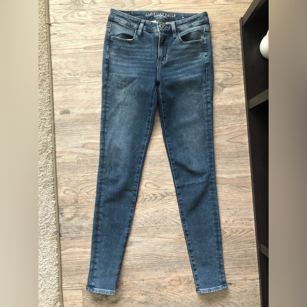 American Eagle Hi-Rise Jegging